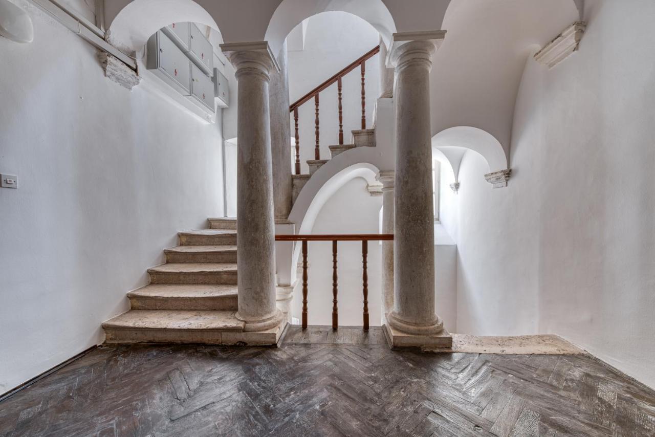 Apartment Laus Дубровник Екстериор снимка